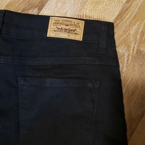 Black Levi's 501 Jeans
